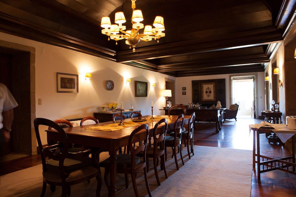 Casa de Darei Hostal Mangualde Habitación foto