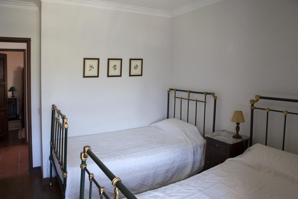 Casa de Darei Hostal Mangualde Habitación foto